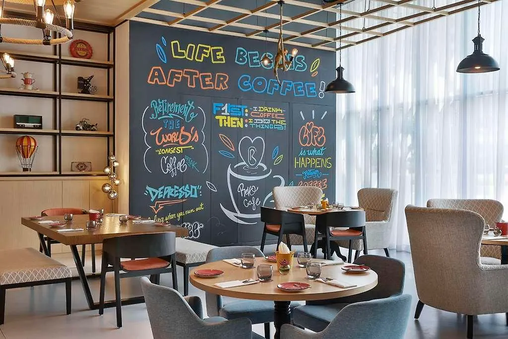 Nh Collection Dubai The Palm Hotel